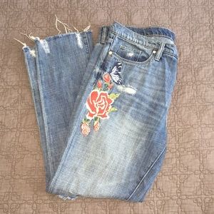 Blank NYC Embroidered Cropped Girlfriend Jean
